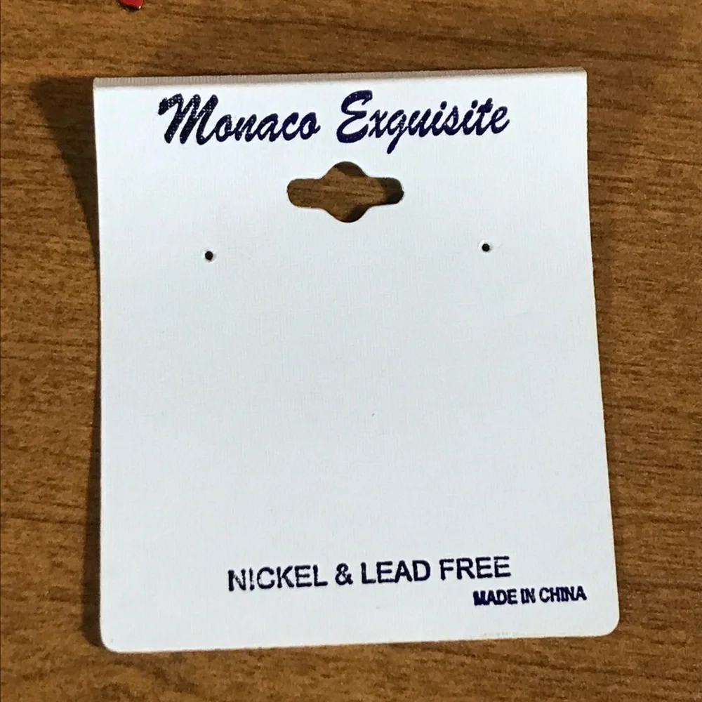 ☀️WEEKEND SALE☀️ ☀️Red leopard print heart earrings - Picture 4 of 4